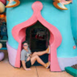 Meet your Posher, Naomi